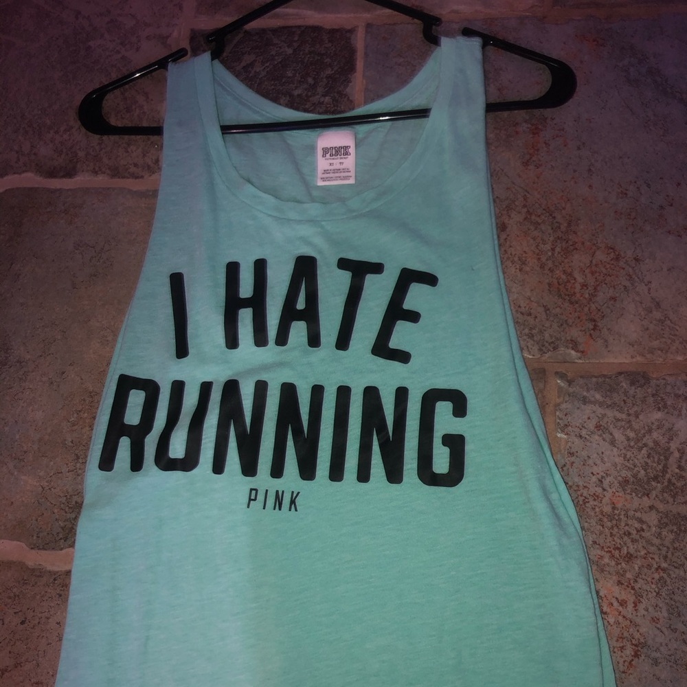 VS pink tank